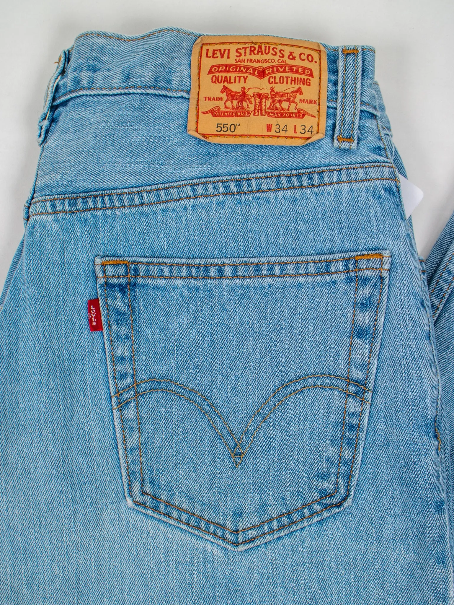 Levi’s 550 34W 34L wide leg y2k relaxed fit j104