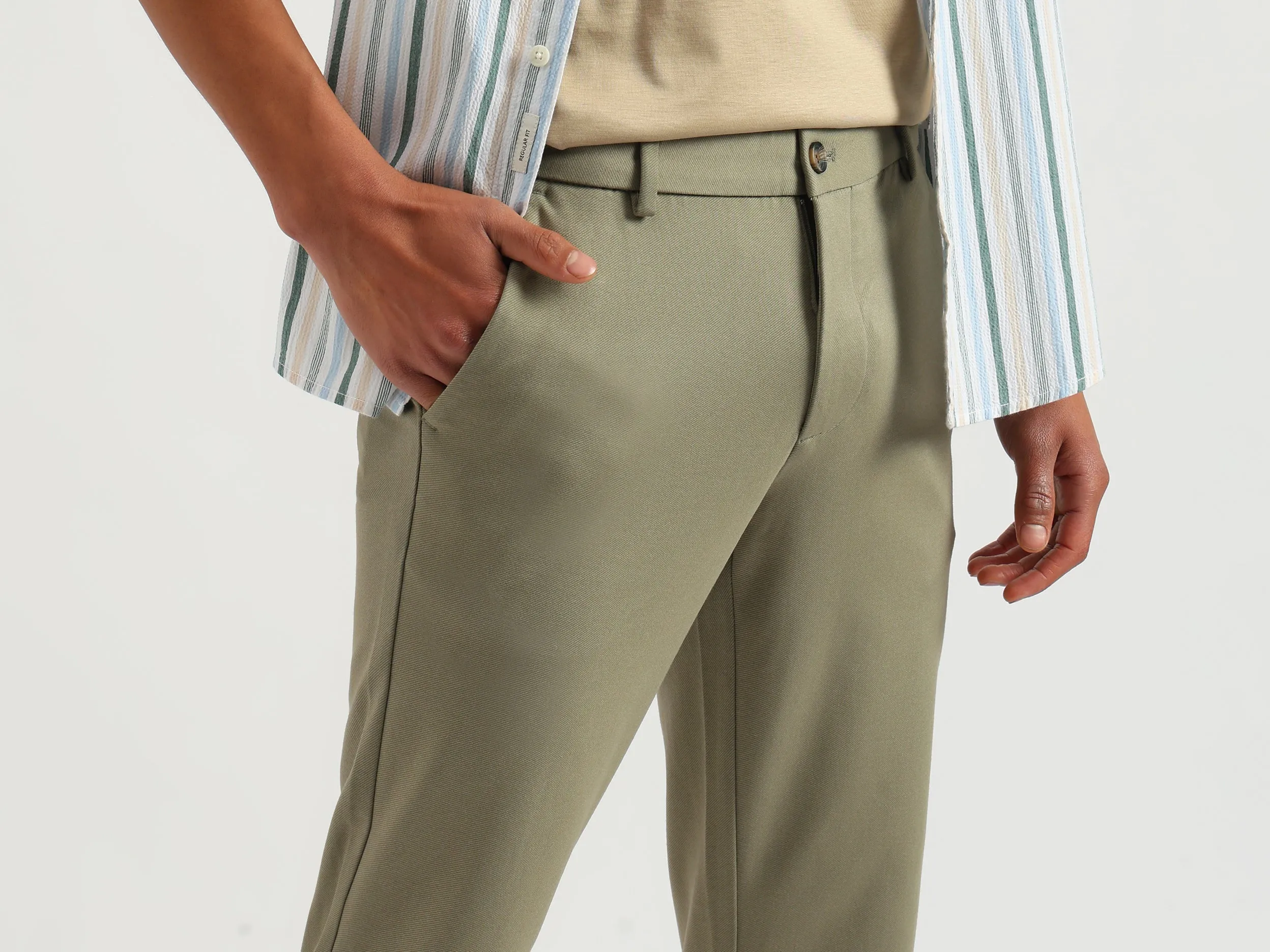 Solid Slim Fit Twill Knit Trousers